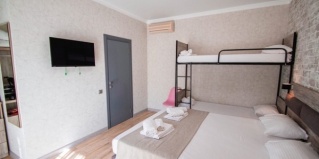 Архипо-Осиповка: Коттедж Черемушки